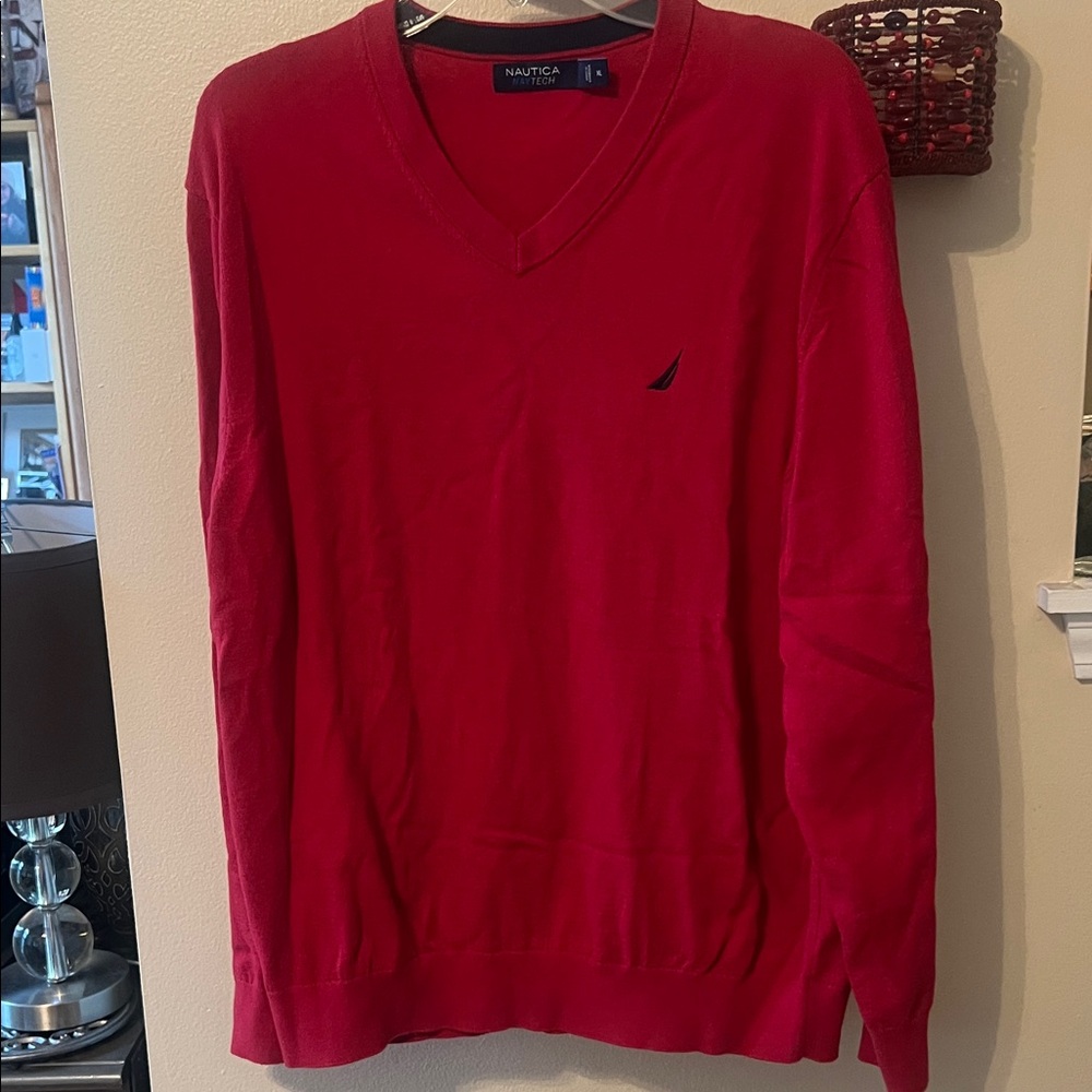 Nautica Nav Tech Men's V-Neck Lond sleeve Sweater in Bold Red